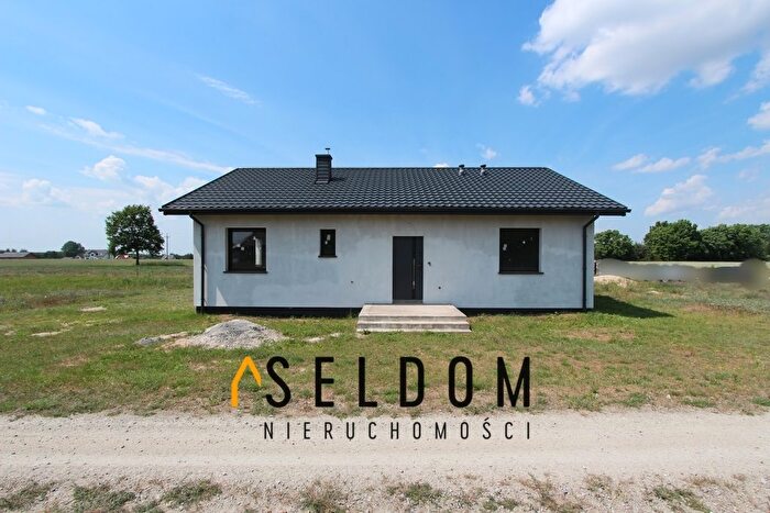 Dom 4-pokojowy na sprzedaż, Krągola