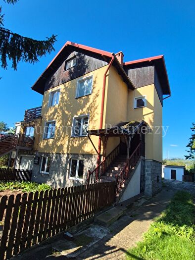 Dom 8-pokojowy na sprzedaż, Jelenia Góra