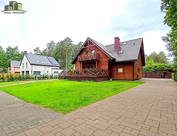 Dom 7-pokojowy na sprzedaż, Białystok – Poziomkowa