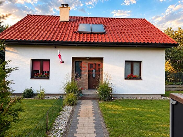 Dom 4-pokojowy na sprzedaż, Oborniki Śląskie – Bukowiecka