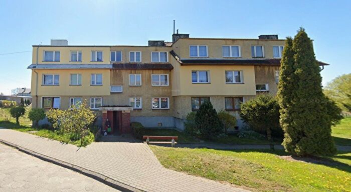 Mieszkanie 3-pokojowe na sprzedaż, Cerkwica