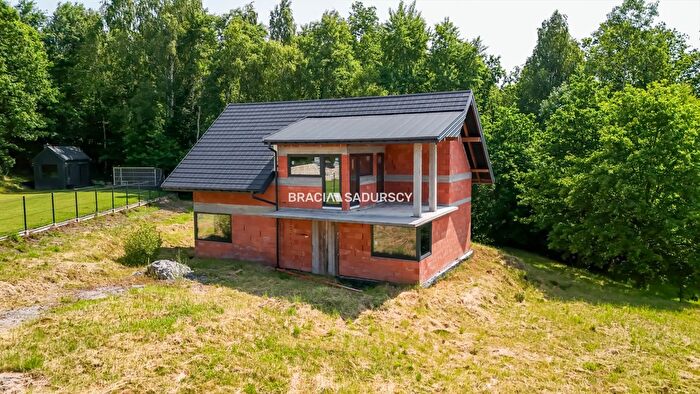 Dom 5-pokojowy na sprzedaż, Głogoczów