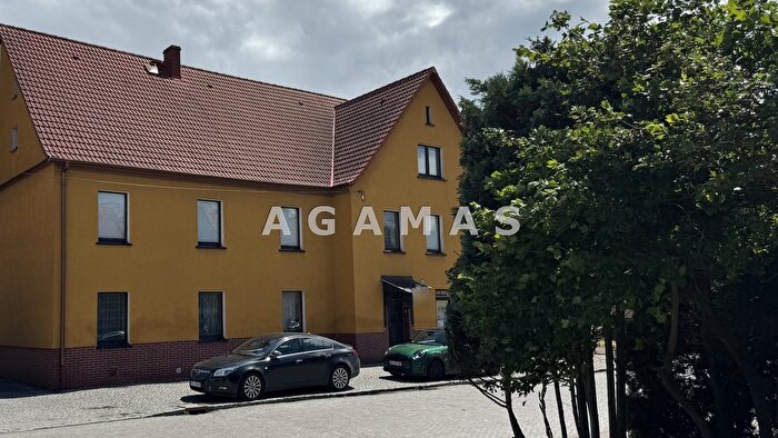 Dom 12-pokojowy na sprzedaż, Kondratowice