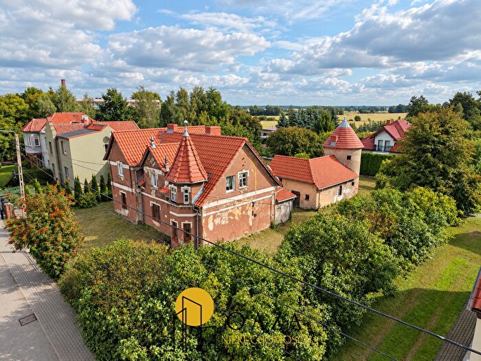 Dom 6-pokojowy na sprzedaż, Korsze