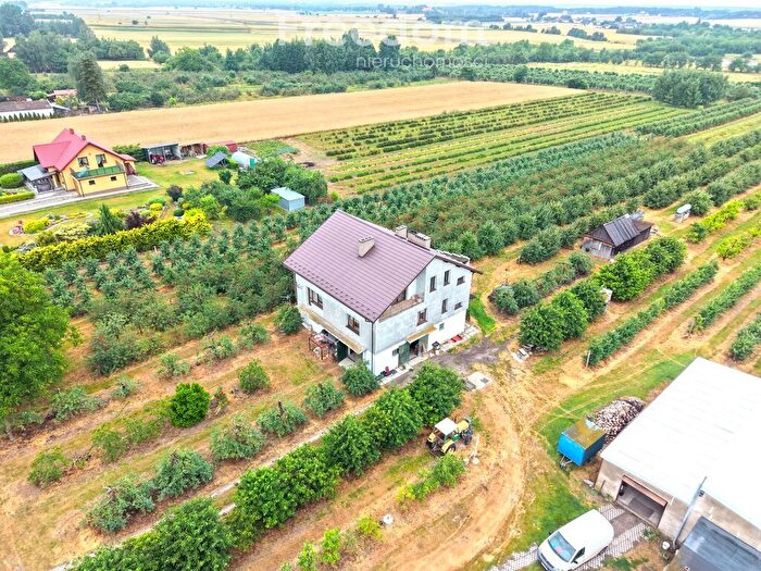 Dom 7-pokojowy na sprzedaż, Prędocin-Kolonia