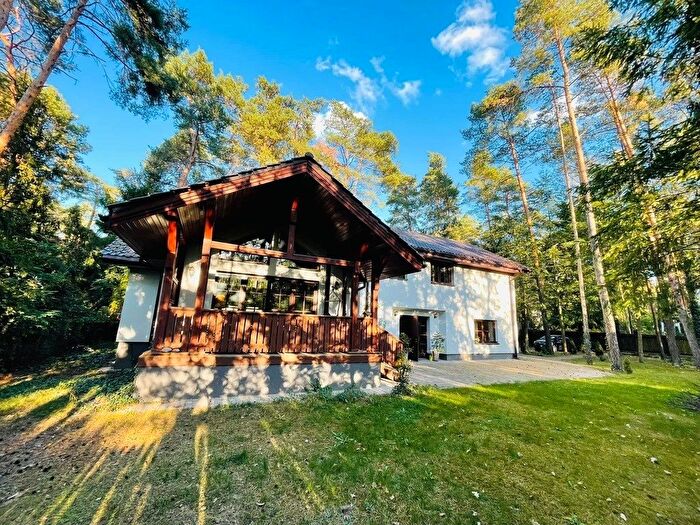 Dom 6-pokojowy na sprzedaż, Zalesie Górne