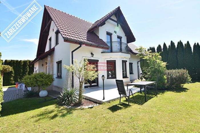 Dom 6-pokojowy na sprzedaż, Czułówek