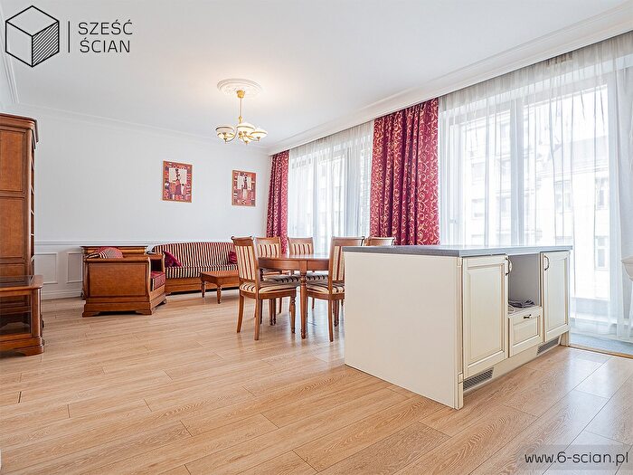 Mieszkanie 3-pokojowe do wynajęcia, Warszawa – Piękna