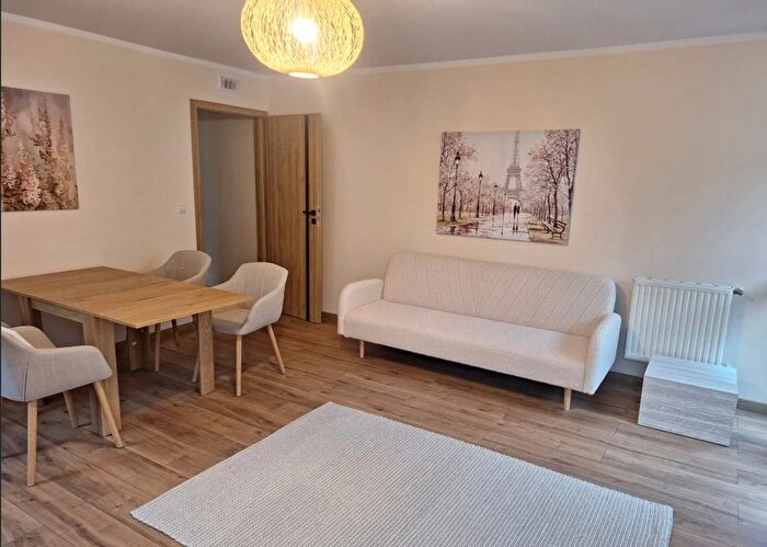 Mieszkanie 3-pokojowe na sprzedaż, Poznań – Kosynierska