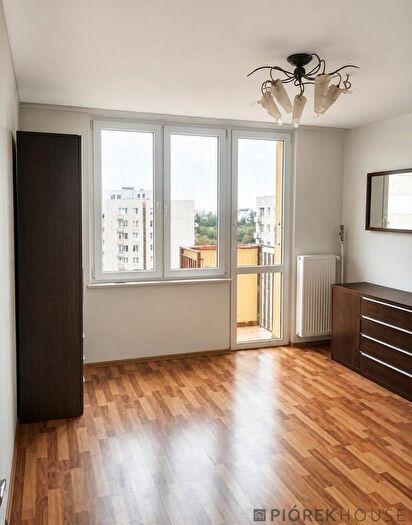Mieszkanie 3-pokojowe na sprzedaż, Warszawa – Międzynarodowa