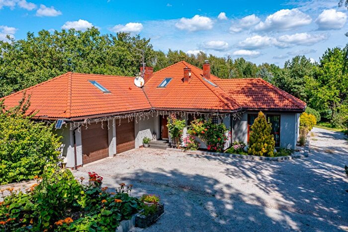 Dom 5-pokojowy na sprzedaż, Łódź – Beskidzka