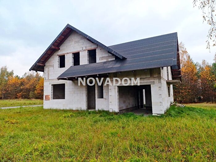 Dom 6-pokojowy na sprzedaż, Pomyków