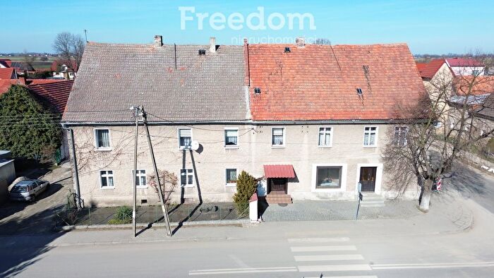 Dom 8-pokojowy na sprzedaż, Borek Strzeliński
