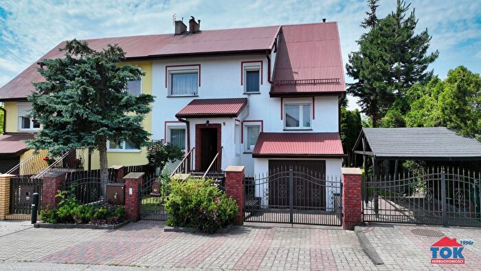 Dom 4-pokojowy na sprzedaż, Konin – Szmaragdowa