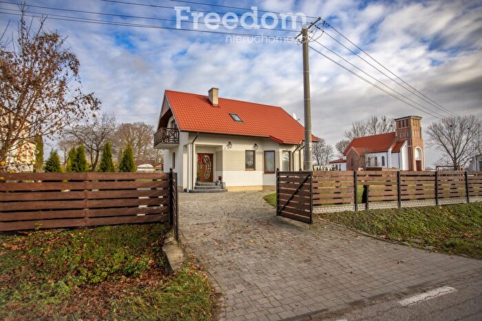 Dom 4-pokojowy na sprzedaż, Regielnica
