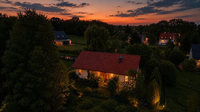 Dom 4-pokojowy na sprzedaż, Ryczów