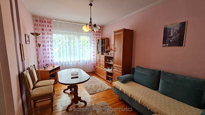 Mieszkanie 4-pokojowe na sprzedaż, Brzeźnica