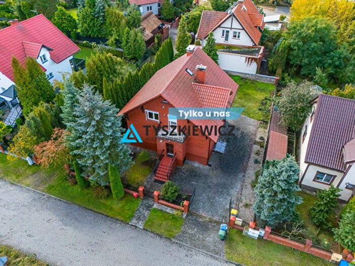 Dom 4-pokojowy na sprzedaż, Charzykowy