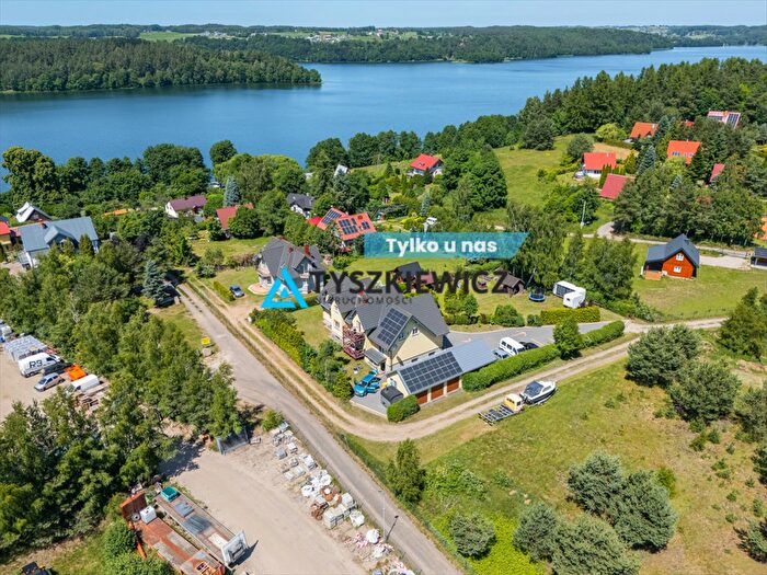Dom 18-pokojowy na sprzedaż, Przewóz