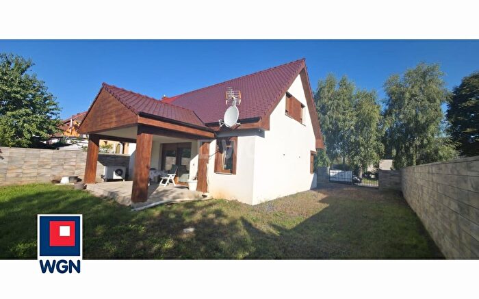 Dom 3-pokojowy na sprzedaż, Legnica – Łabędzia
