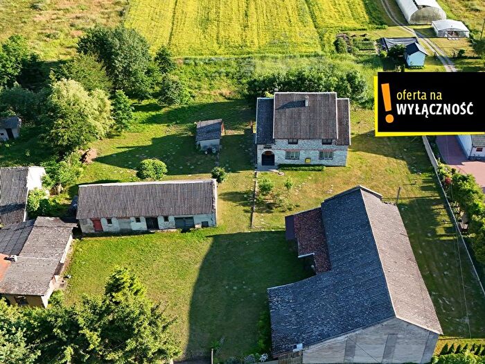 Dom 7-pokojowy na sprzedaż, Wierzbica
