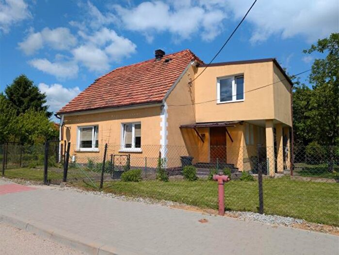 Dom 4-pokojowy na sprzedaż, Strzelce