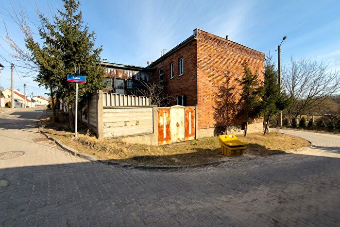 Dom 4-pokojowy na sprzedaż, Nakło Nad Notecią