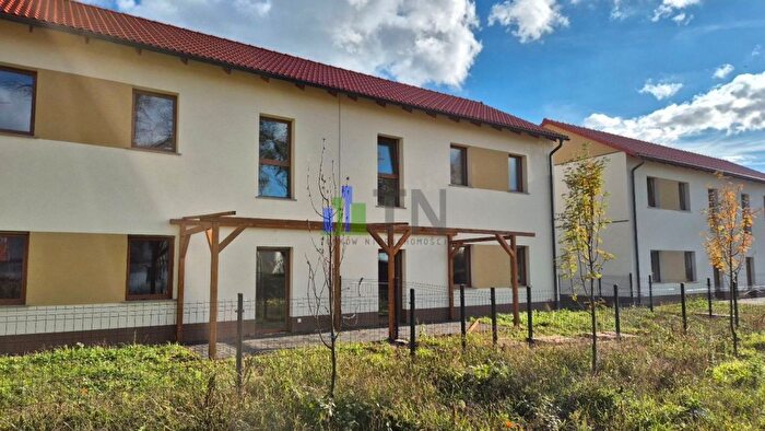 Mieszkanie 3-pokojowe na sprzedaż, Miłoszyce