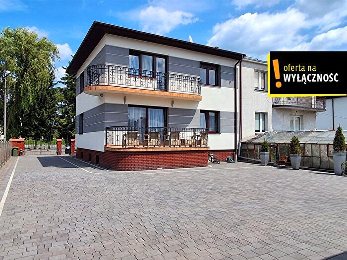 Dom 4-pokojowy na sprzedaż, Staszów