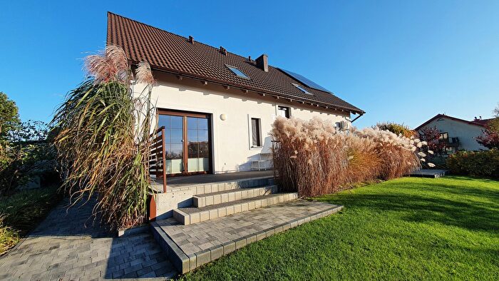 Dom 8-pokojowy na sprzedaż, Rewa