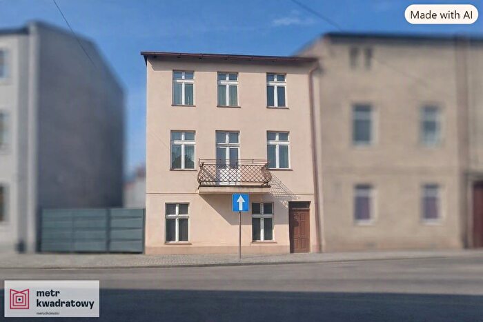 Dom 9-pokojowy na sprzedaż, Brodnica