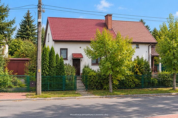 Dom 3-pokojowy na sprzedaż, Radomsko