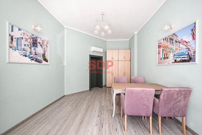 Mieszkanie 4-pokojowe na sprzedaż, Wrocław – Gliniana