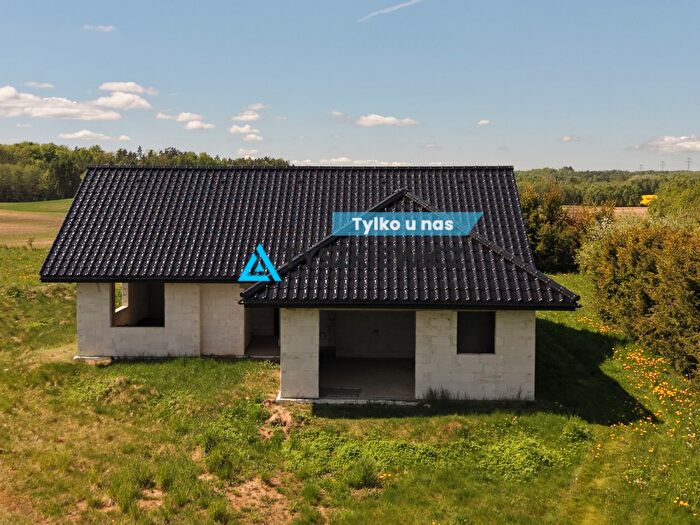 Dom 4-pokojowy na sprzedaż, Szydlice