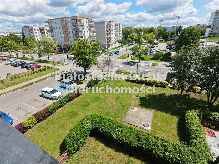 Mieszkanie 4-pokojowe na sprzedaż, Białystok