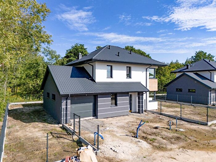 Dom 4-pokojowy na sprzedaż, Bukowiec