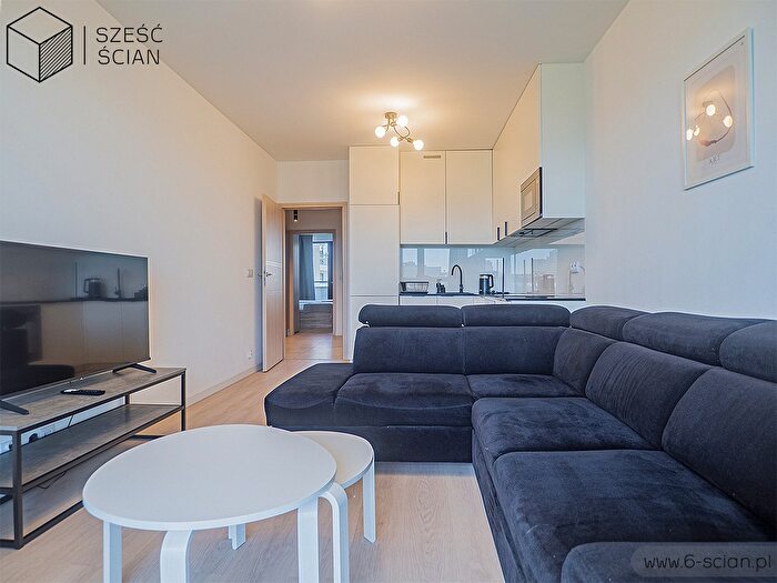 Mieszkanie 3-pokojowe na sprzedaż, Warszawa – Kłopot