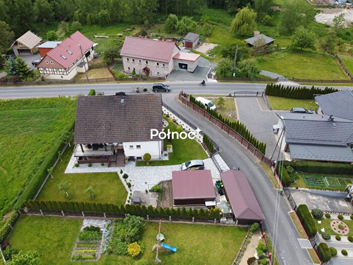 Dom 6-pokojowy na sprzedaż, Gościszów